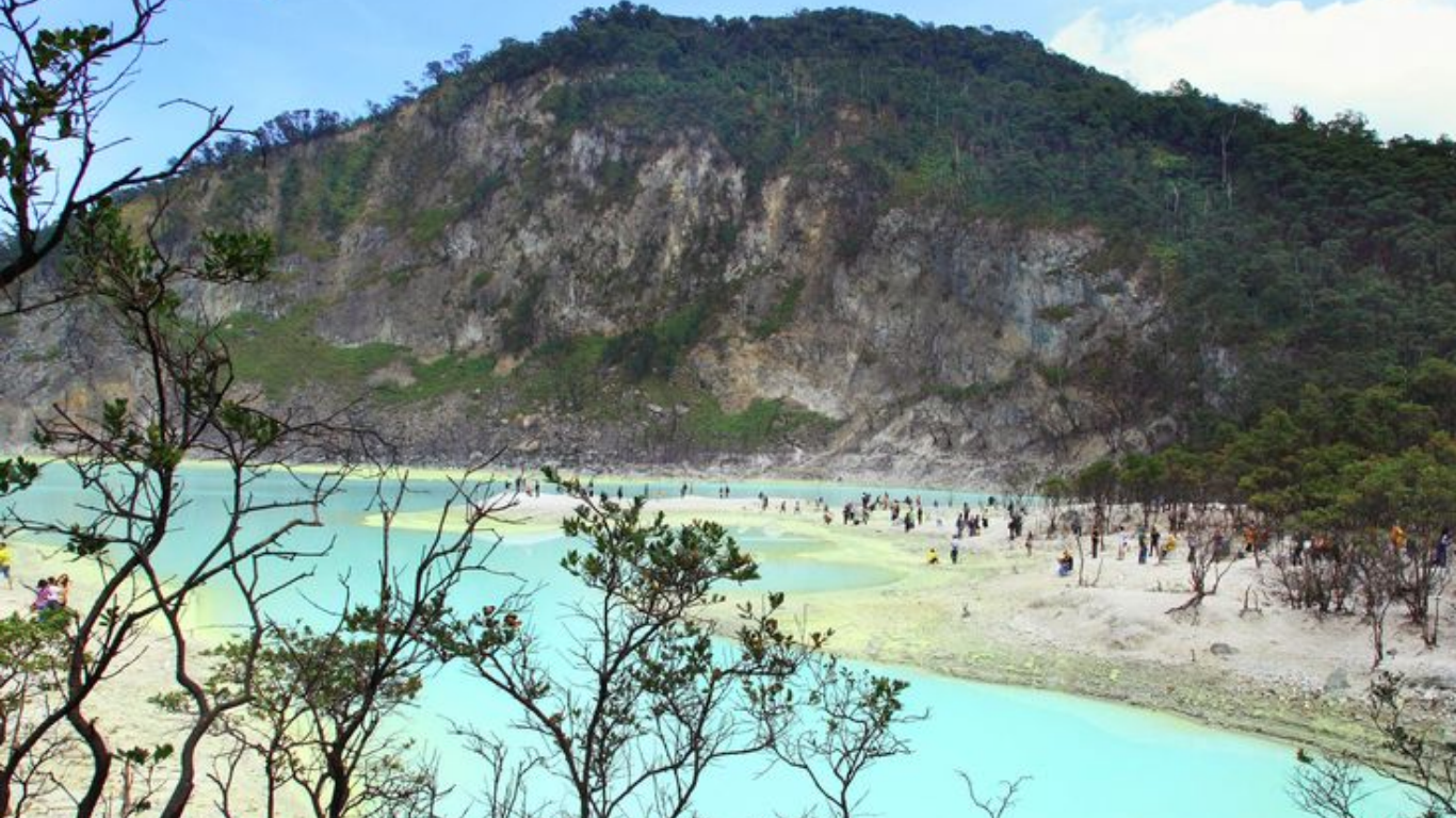 3D2N Bandung City Tour