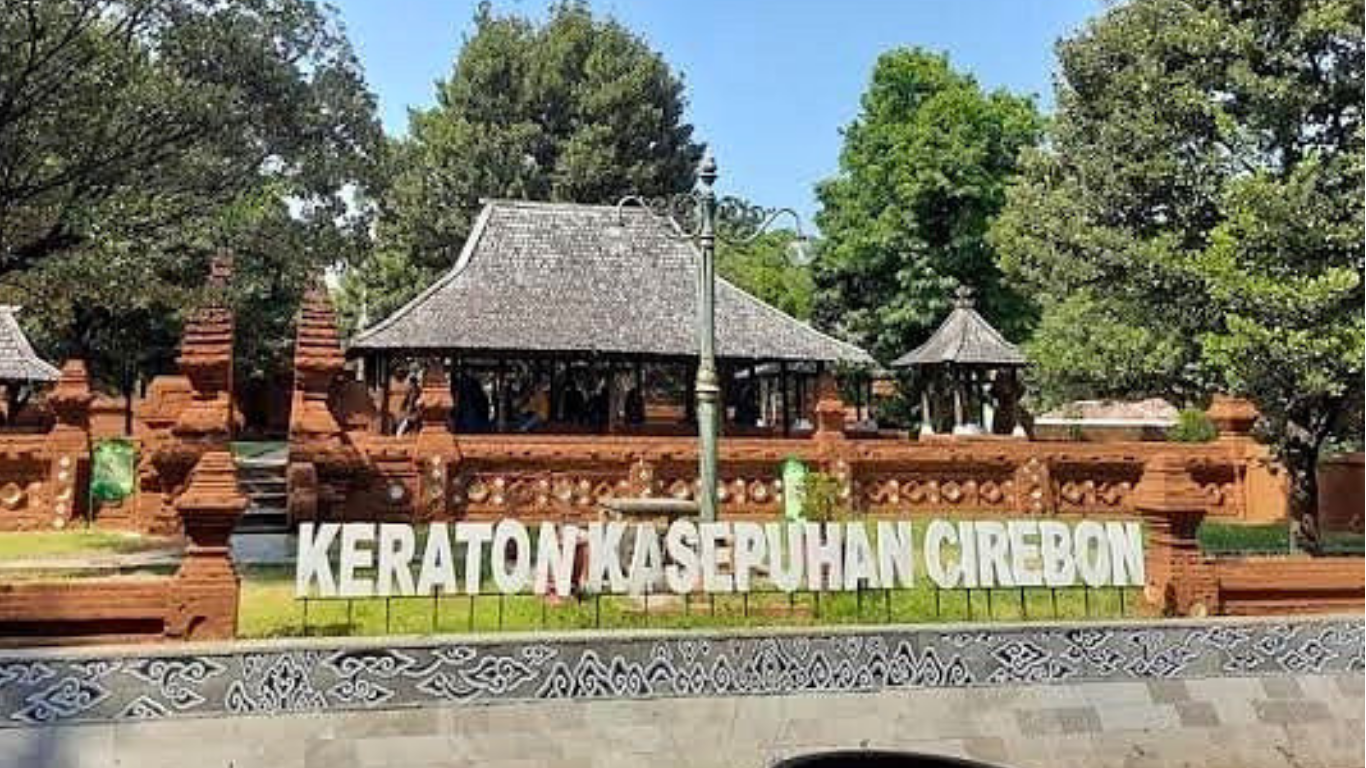 One Day Jakarta - Cirebon  Tour